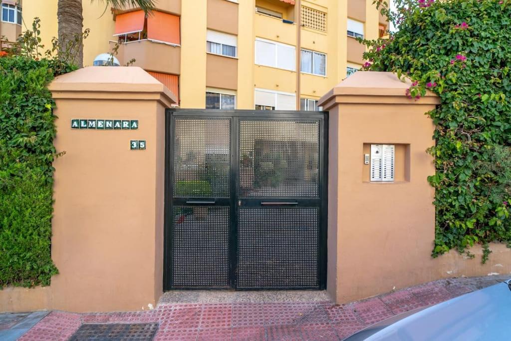 Desayuno Con Vistas, Parking Privado Terraza La Cala Del Moral Exterior foto